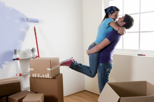 Family home move with removal truck hire in Hither Green