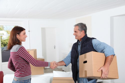 Local moving van support for Hither Green homes and businesses